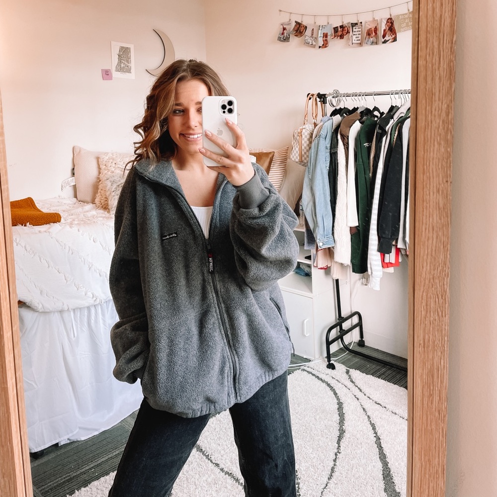 Eddie Bauer Gray Cozy Zip Up Fleece!! - Picture 2 of 10